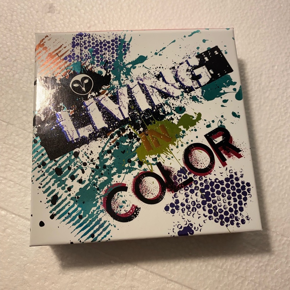 Living in Color Eyeshadow Palette